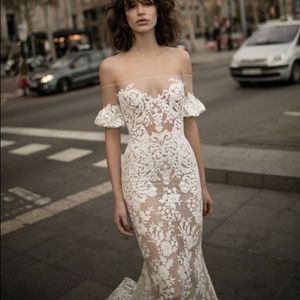 Liz Martinez Graciella Wedding Dress